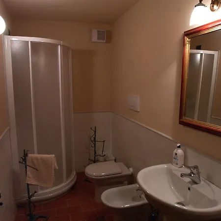 アパート Agriturismo Poggio Arioso スカンディッチ